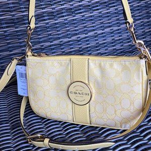 Coach Lonnie Baguette In Signature Jacquard